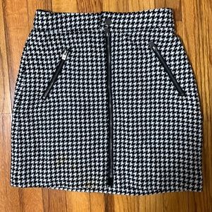 Ultra High Hollister Pattern Skirt - Size XS